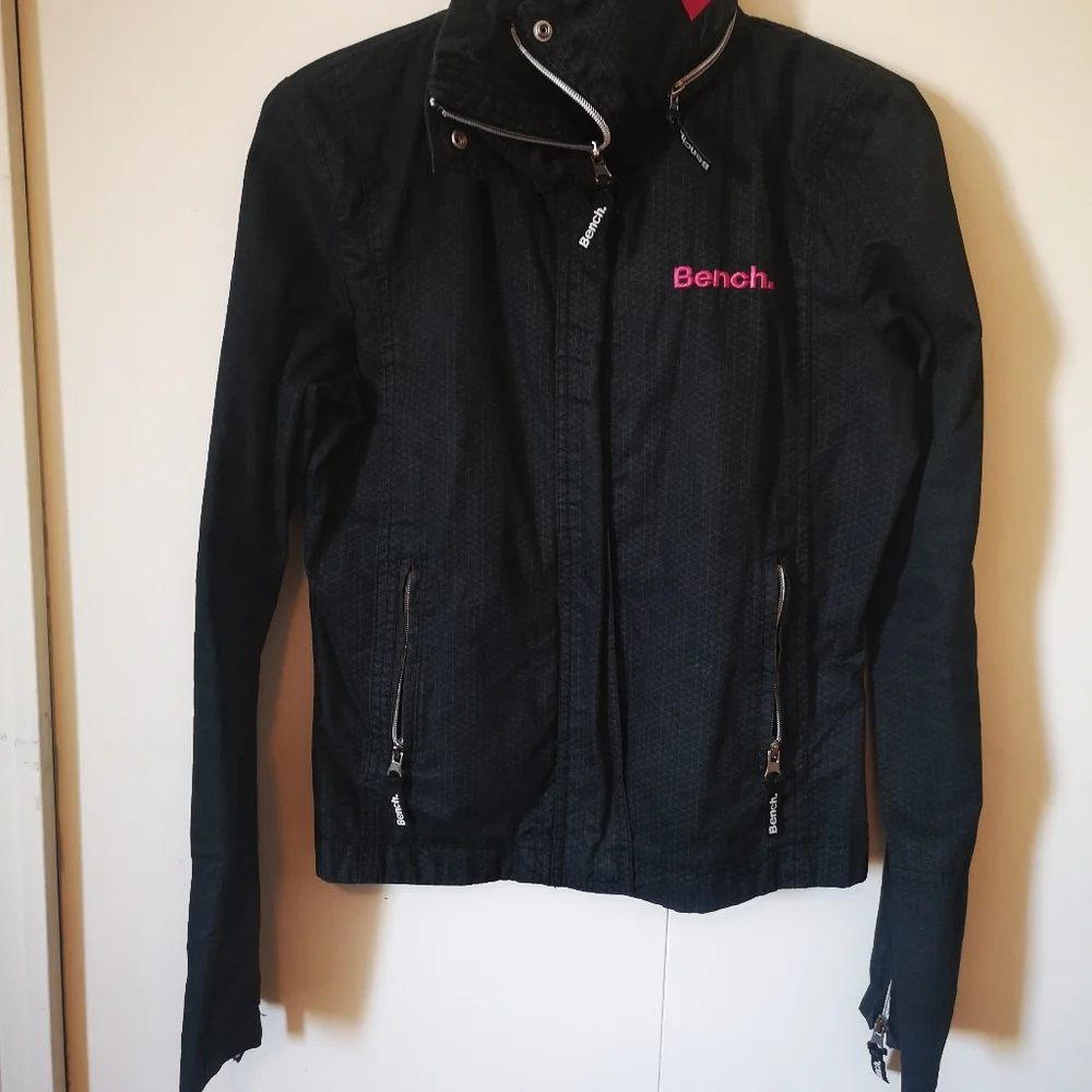 Bench Jacket - Picture 3 of 4